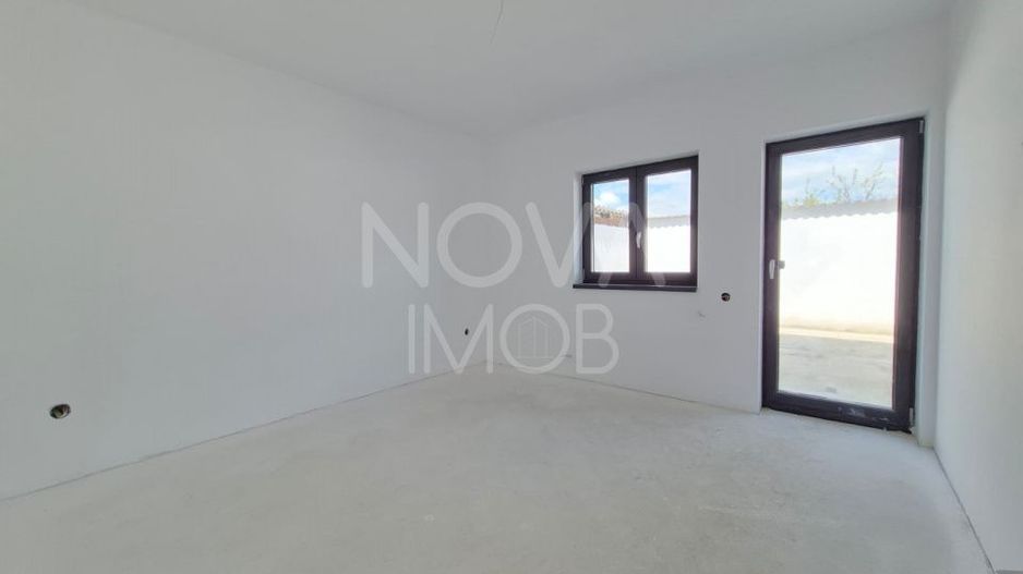 Casa individuala 5 camere + terasa, pivnita si pod amenajabil, Sibiu - Poză 8
