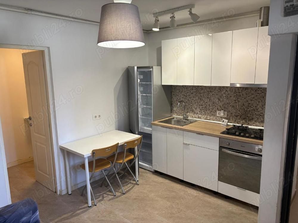 Garsoniera cu curte proprie (50 mp), zona Sincai parc Tineretului S248 - Poză 2