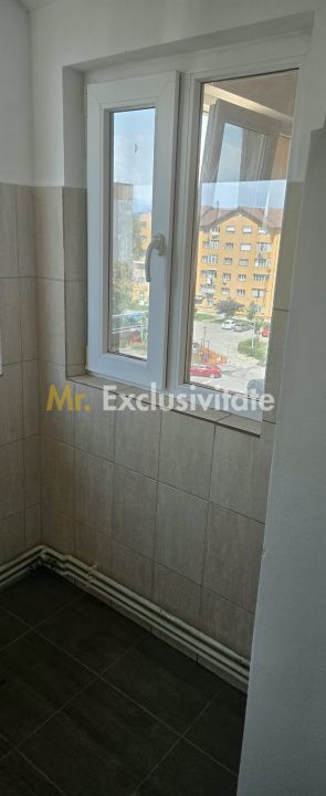 De vânzare apartament 2 camere decomandat | Zona 8 Mai - Poză 24