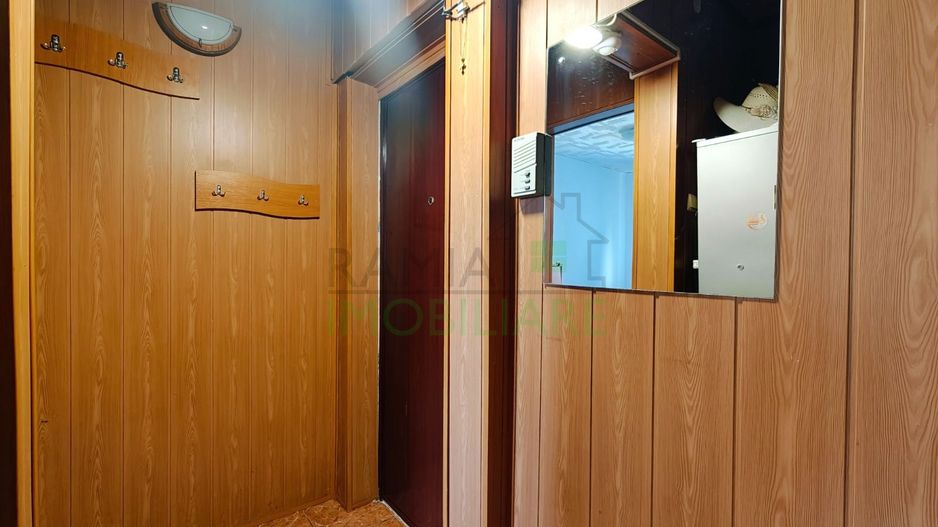 Apartament 3 camere, Cartierul Florilor, Boxă și parcare - Poză 15