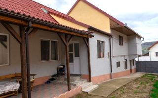 🏡 Casă spațioasă în Roșia, priveliște spre Munții Făgăraș - Comision 0% - Poză 1