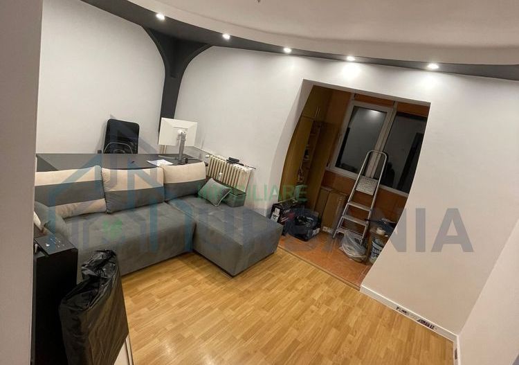 Apartament 2 camere Pacurari - Poză 1