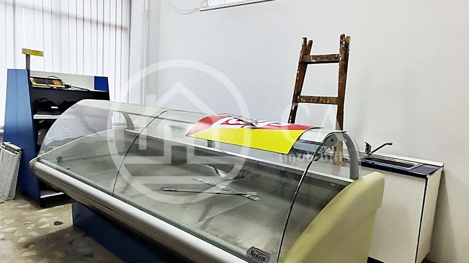 Spatiu comercial de inchiriat cu 3 camere in zona Cantemir, Oradea - Poză 11