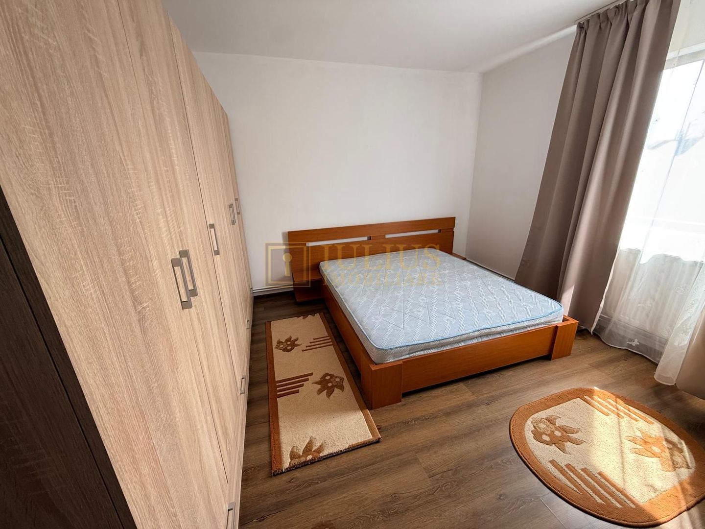 2 camere, Buziasului, centrala pe imobil, zona linistita - Poză 1