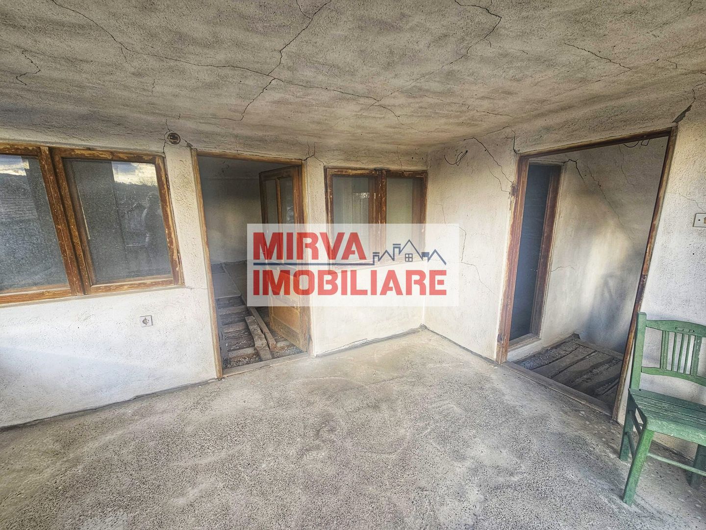 Exclusivitate! Casă cu teren generos în Sat Olteni, Com.Teișani - Poză 49