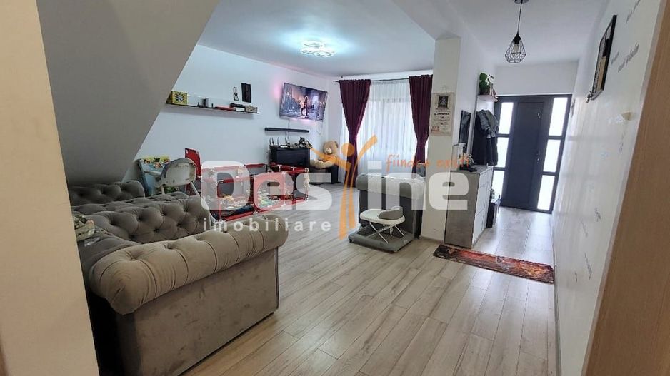 Casă LUNCA CETĂȚUII, 3 camere, decomandat, 82 mp, mansardă + parcare - Poză 4