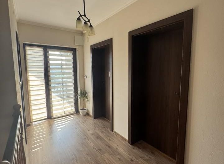 Duplex P+M cu 5 camere, mobilat și utilat, Chișoda – 285 mp teren - Poză 10