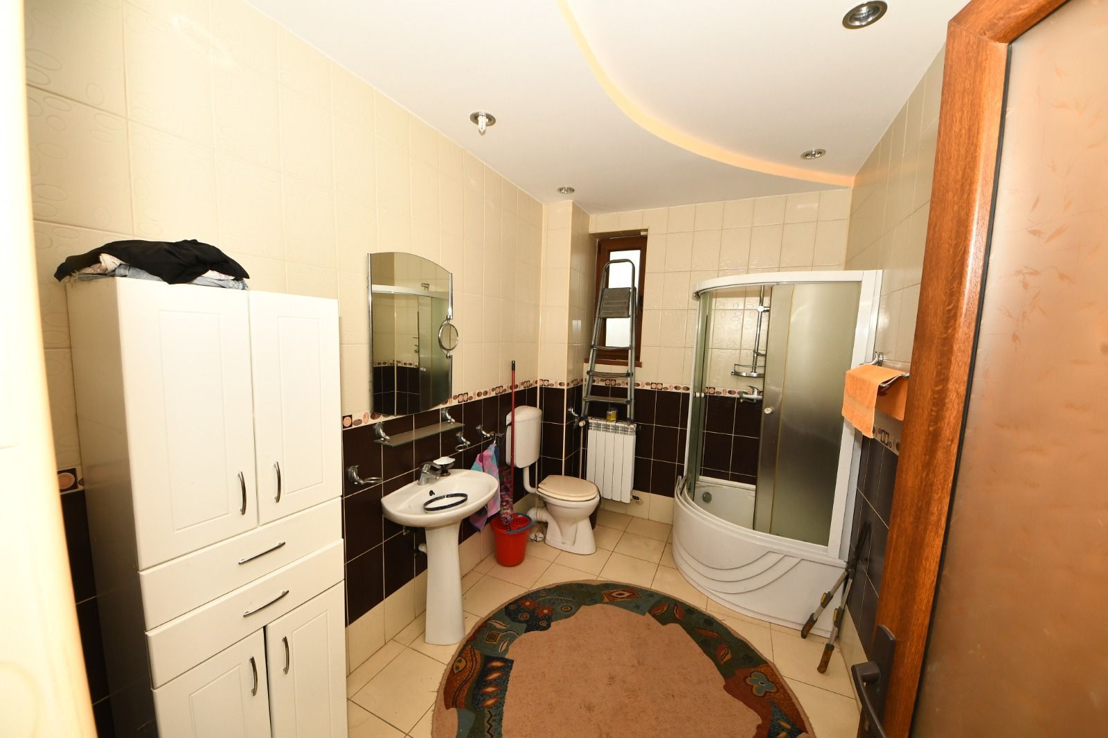 Vila spatioasa, constructie solida, zona micro 17 – Galati - Poză 37