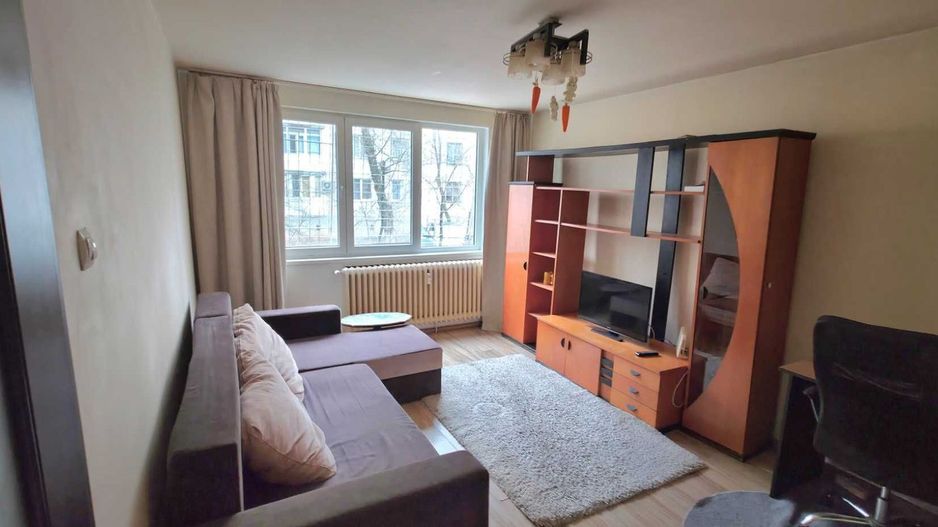 Garsoniera decomandata bloc 4 etaje Valea Ialomitei - Poză 1