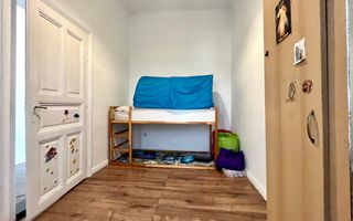 Un apartament care îți oferă orașul la un pas și vedere la Bega - Poză 11