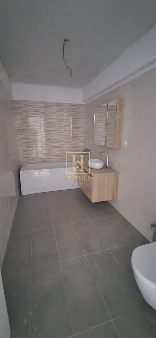 Apartament NOU 3 camere 89 mp Copou 145000 euro - Poză 6