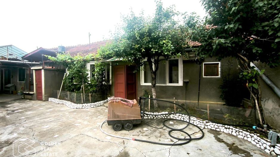 Casa 4 camere, zona Parneava pretabil muncitori sau familie - Poză 1