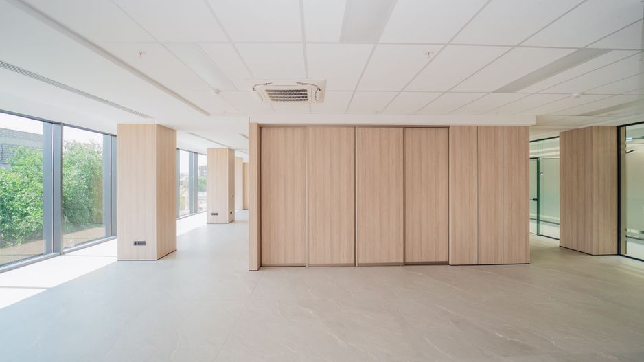 SPRE CHIRIE SPAȚIU COMERCIAL PENTRU BIROU | OFICIU 120 m2 Premium Location Bussines | Chișinău ,Centru ,Str.Bul.Ștefan Cel Mare și Sfânt , 115/1 - Poză 7