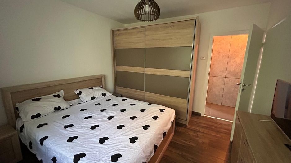 Apartament 3 camere I Centrala proprie I Zona Aradului - Poză 2