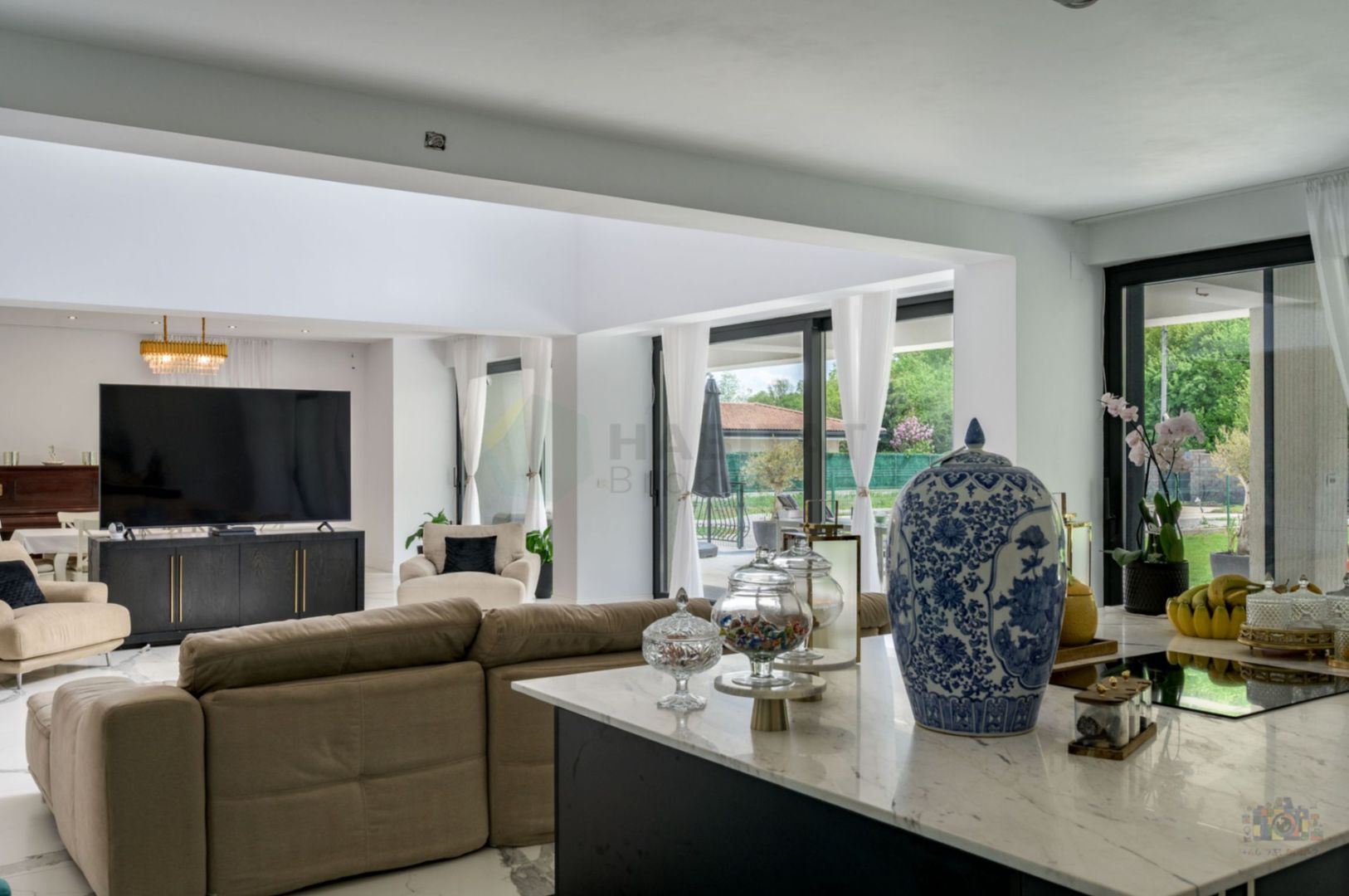 Vila Statement lângă Pădure | 520 mp Utili pe 1500 mp teren - Poză 7