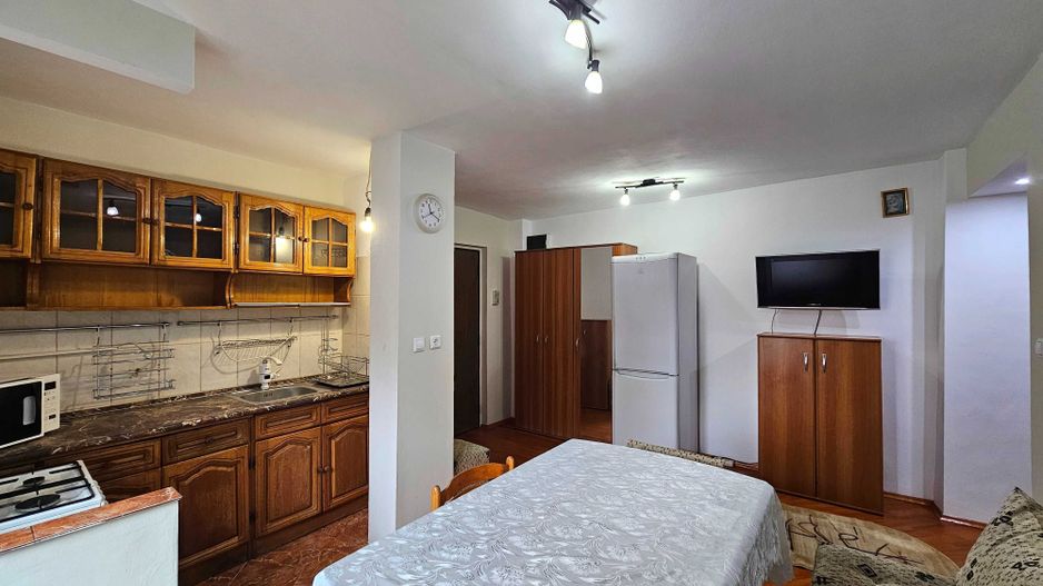 Inchiriere apartament 2 camere Lacul Tei - Poză 2