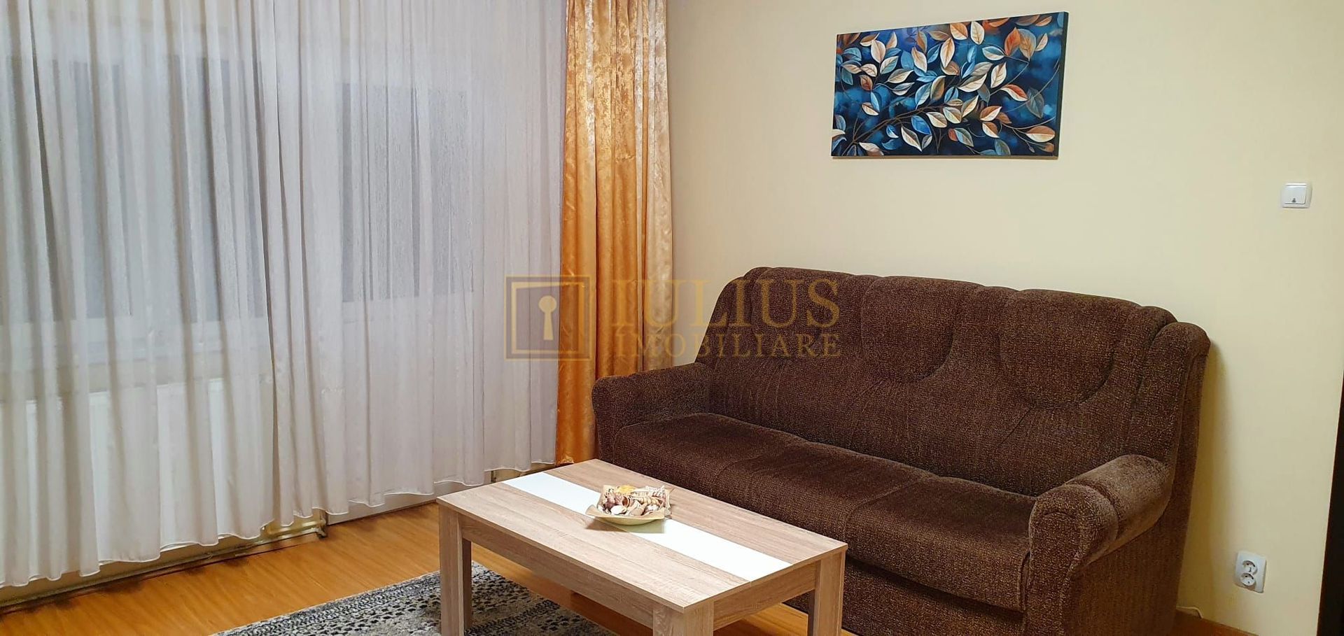 2 camere, decomandat, centrala proprie; Shoping City. - Poză 4