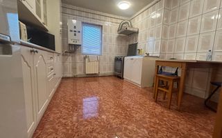 Apartament 3 camere zona de jos - Poză 11