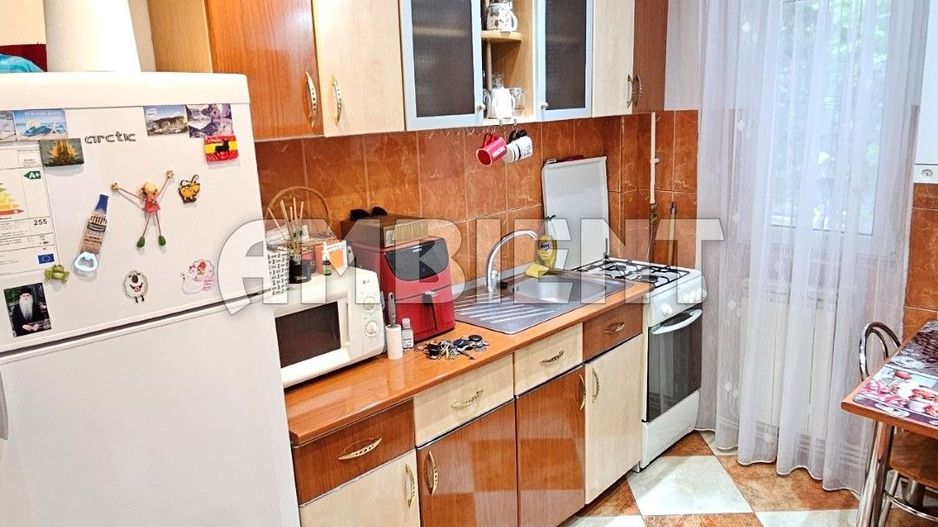 Apartament 2 camere, etaj 1, mobilat și utilat, zona CENTRU; - Poză 6