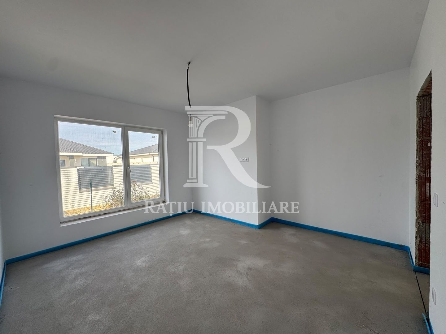 De Vanzare| Casa la alb cu 4 camere | Santandrei | 155.000  € - Poză 5