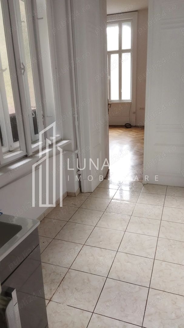 De închiriat/vanzare – apartament 30 ultracentral - pretabil birou - Poză 4