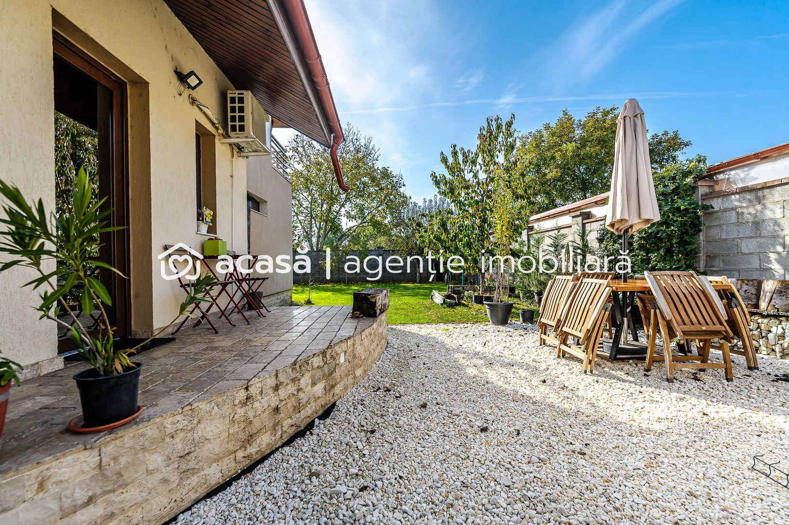 Nou! Vilă deosebită în cartierul Tineretului - Poză 3