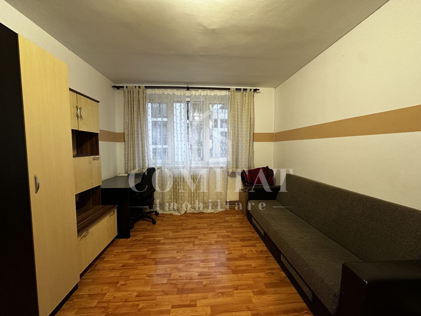 Apartament 3 camere | Etaj intermediar | Zona Piața Abator - Poză 1