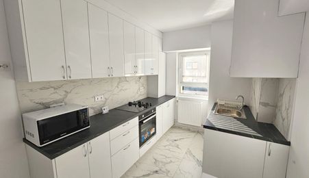 Apartament 3 camere decomandate + parcare, strada Observatorului