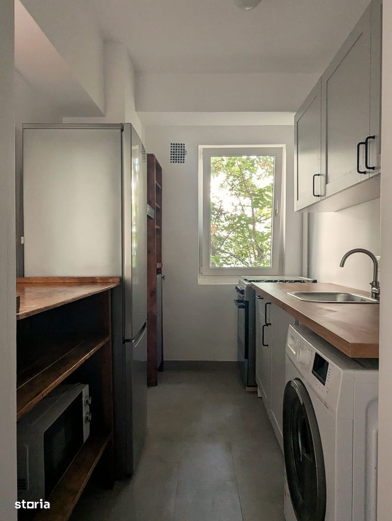 De inchiriat apartament 3 camere pe Calea Victoriei - Poză 7