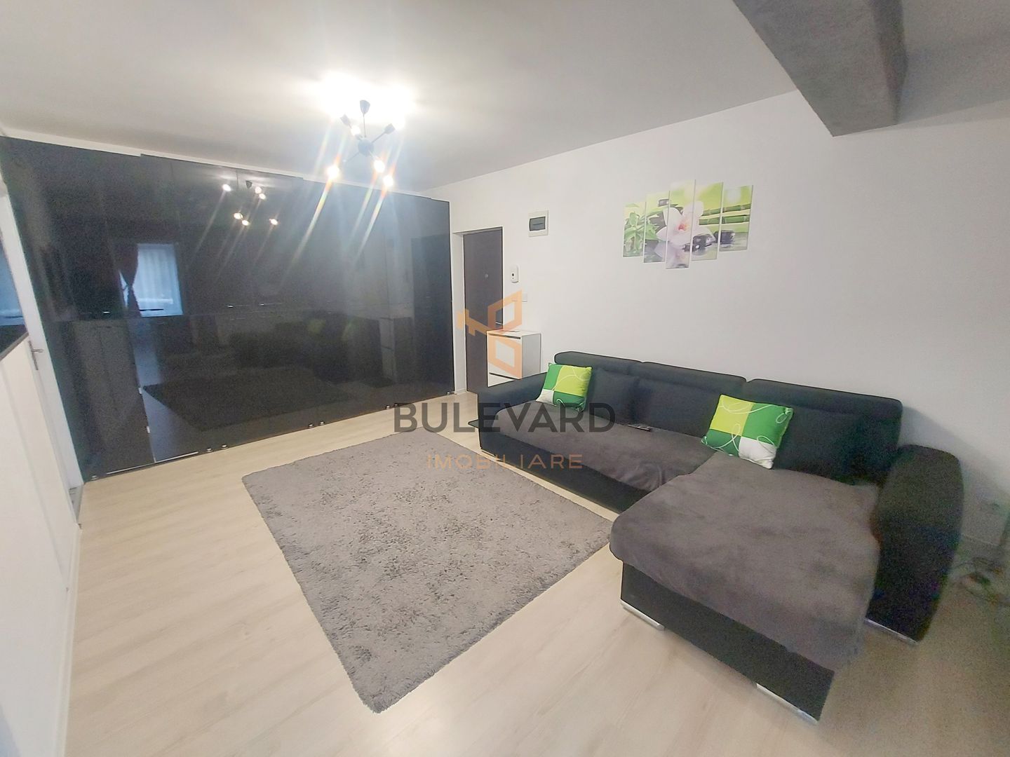 Apartament cu 3 camere Sub Cetate!! - Poză 3