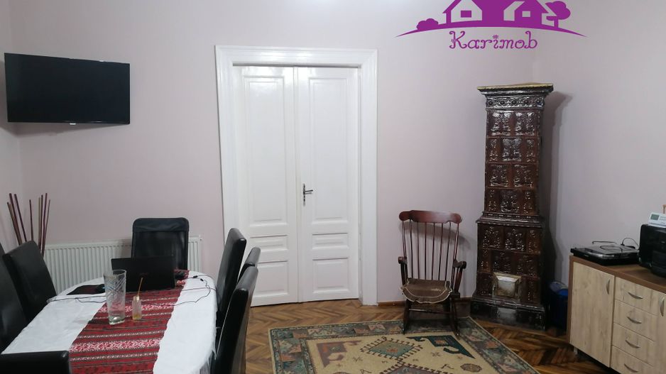 Casa si curte zona centrala - Poză 6