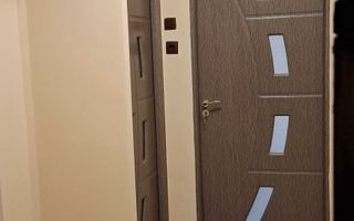 Apartament de vanzare 2 camere cu Balcon,renovat complet - Poză 1