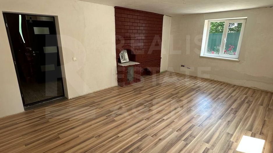 Vânzare 2 case pe un teritoriu, situată pe satul. Marandeni. - Poză 18