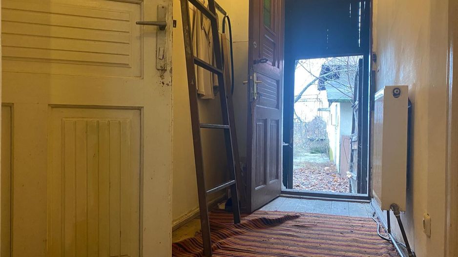 Proiect pentru dezvoltare sau locuire! Vanzare casa in Ulmi - Poză 11