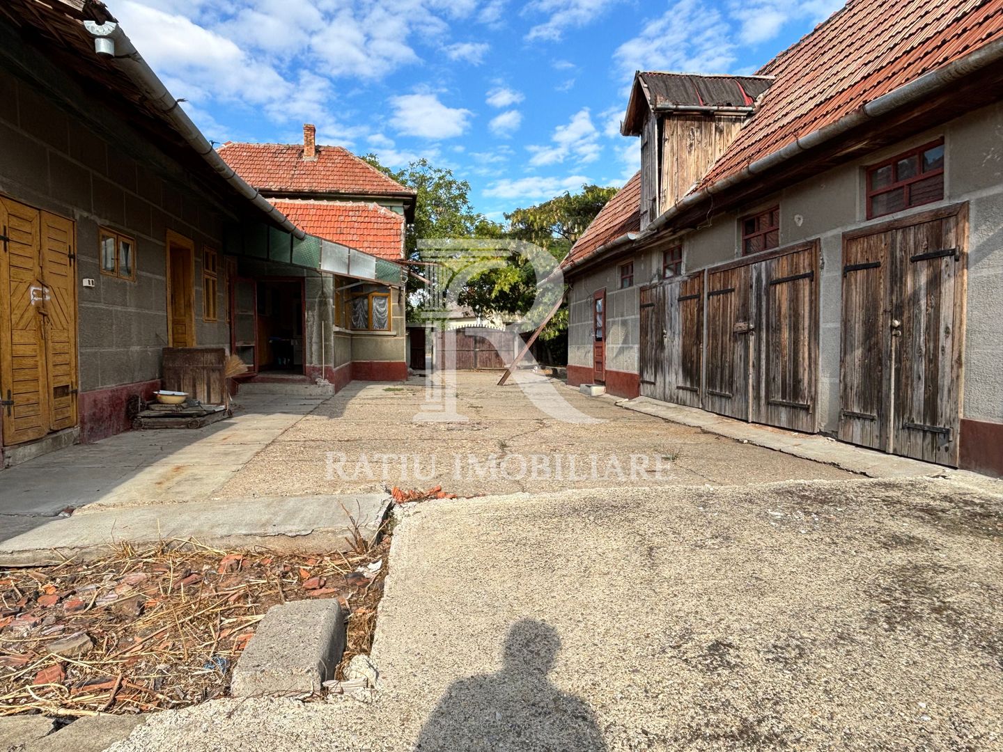 Casă cu etaj în Salonta | 996 mp | Grădină & livadă - Poză 24