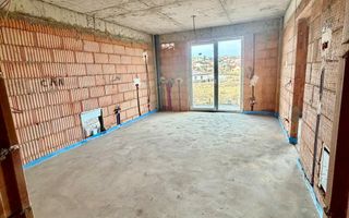 Etaj 1 Apartament 2 Camere Bloc Nou 7 minute de Podu Ros - Poză 6