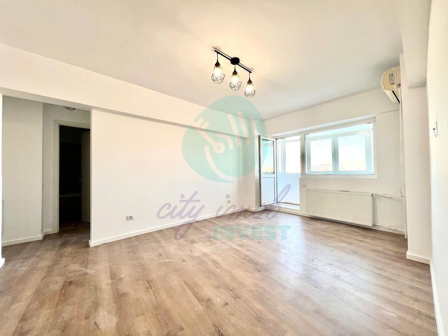 3 camere RENOVATE  la doar 5 minute de Metrou Muncii - Poză 1