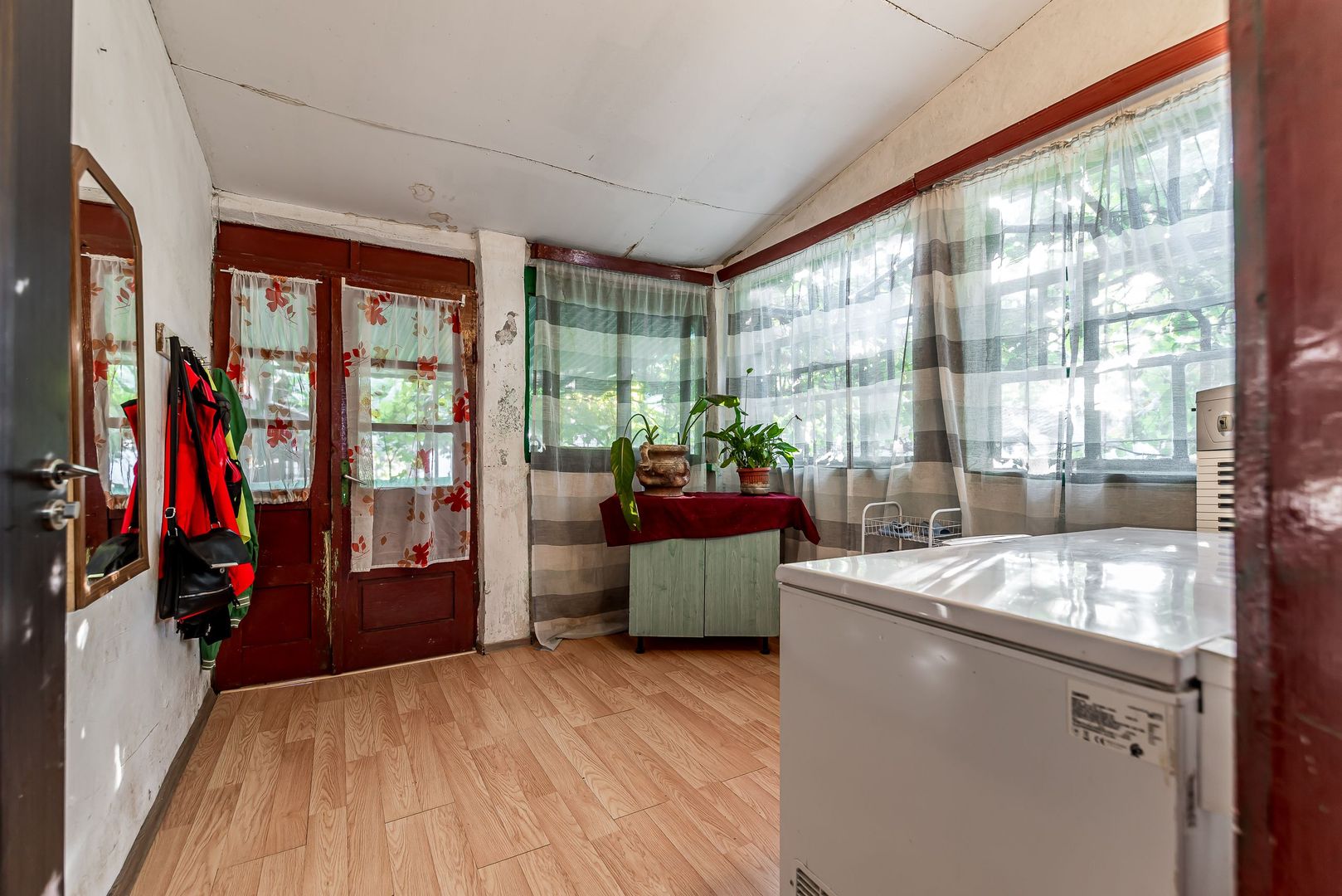 Casă cu teren 3.950 mp | Dorobanți | 63.500 € negociabil - Poză 7