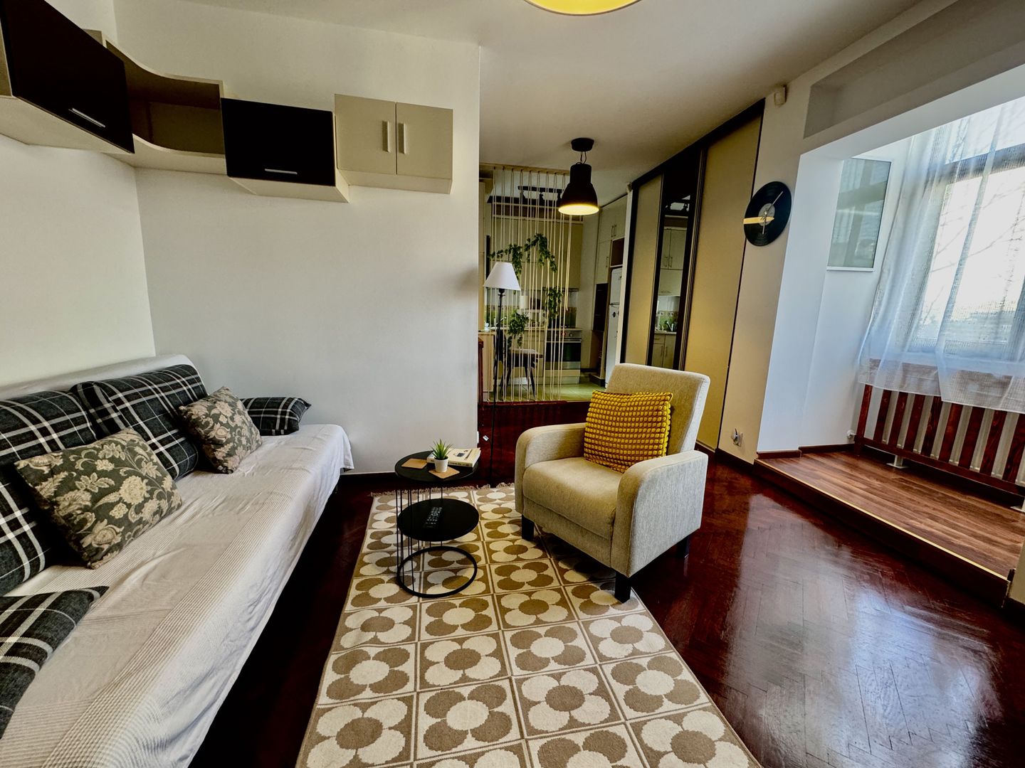 Garsoniera-Victoriei Popa Tatu- Creditabila-mobilata si utilata - Poză 1