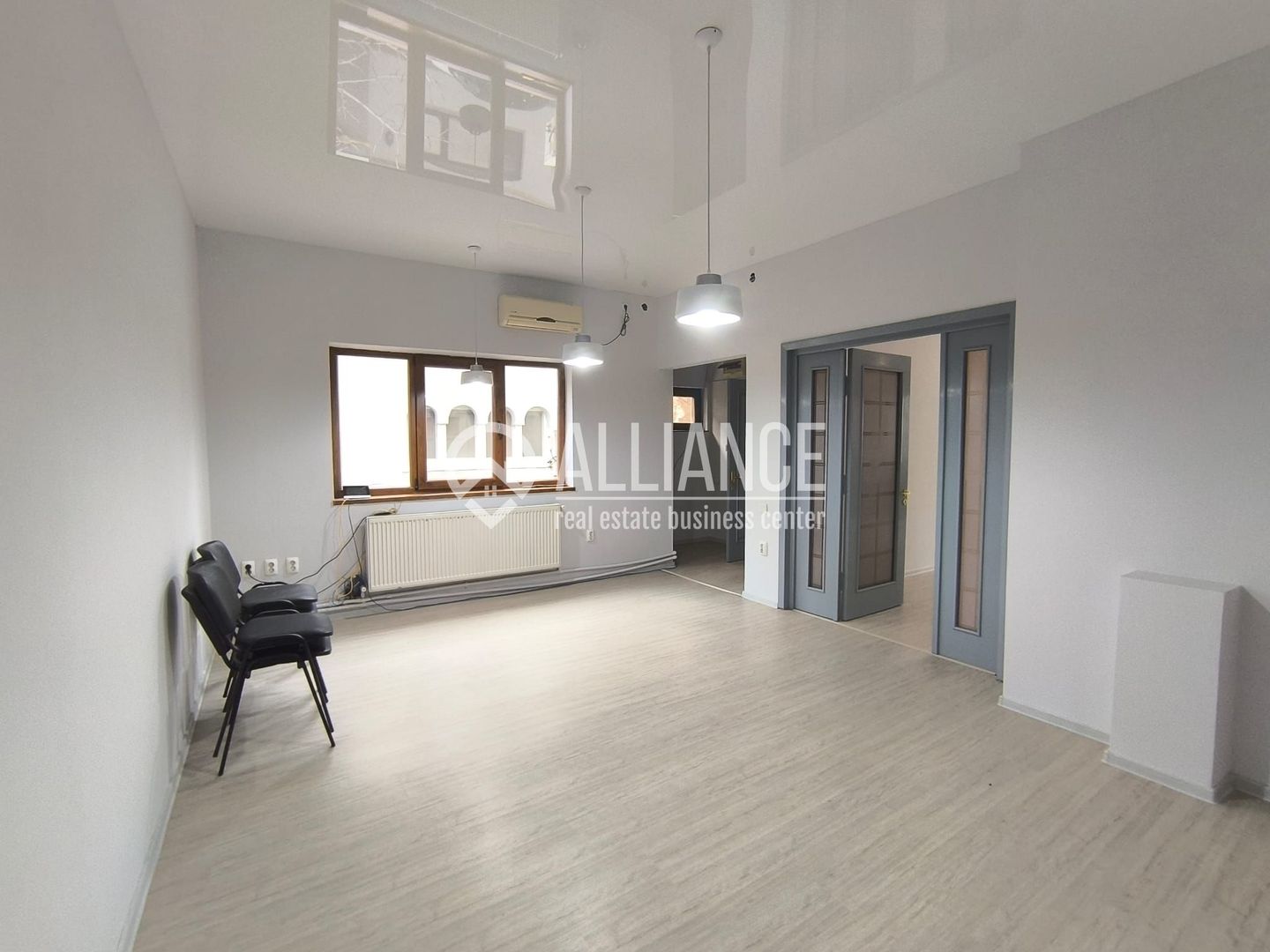 Capitol Bulevardul Mamaia Vila D+2E+M - Poză 14