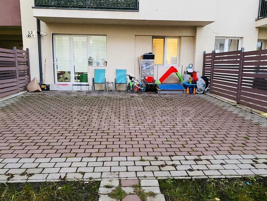 Apartament 2 camere  cu Terasa  si 2 Parcari - Poză 2