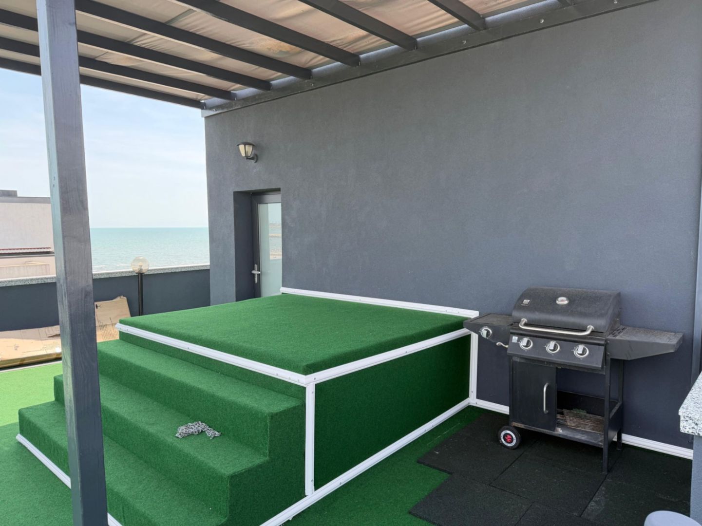 Penthouse Mamaia + 2 terase + curte 3 locuri de parcare - Poză 27