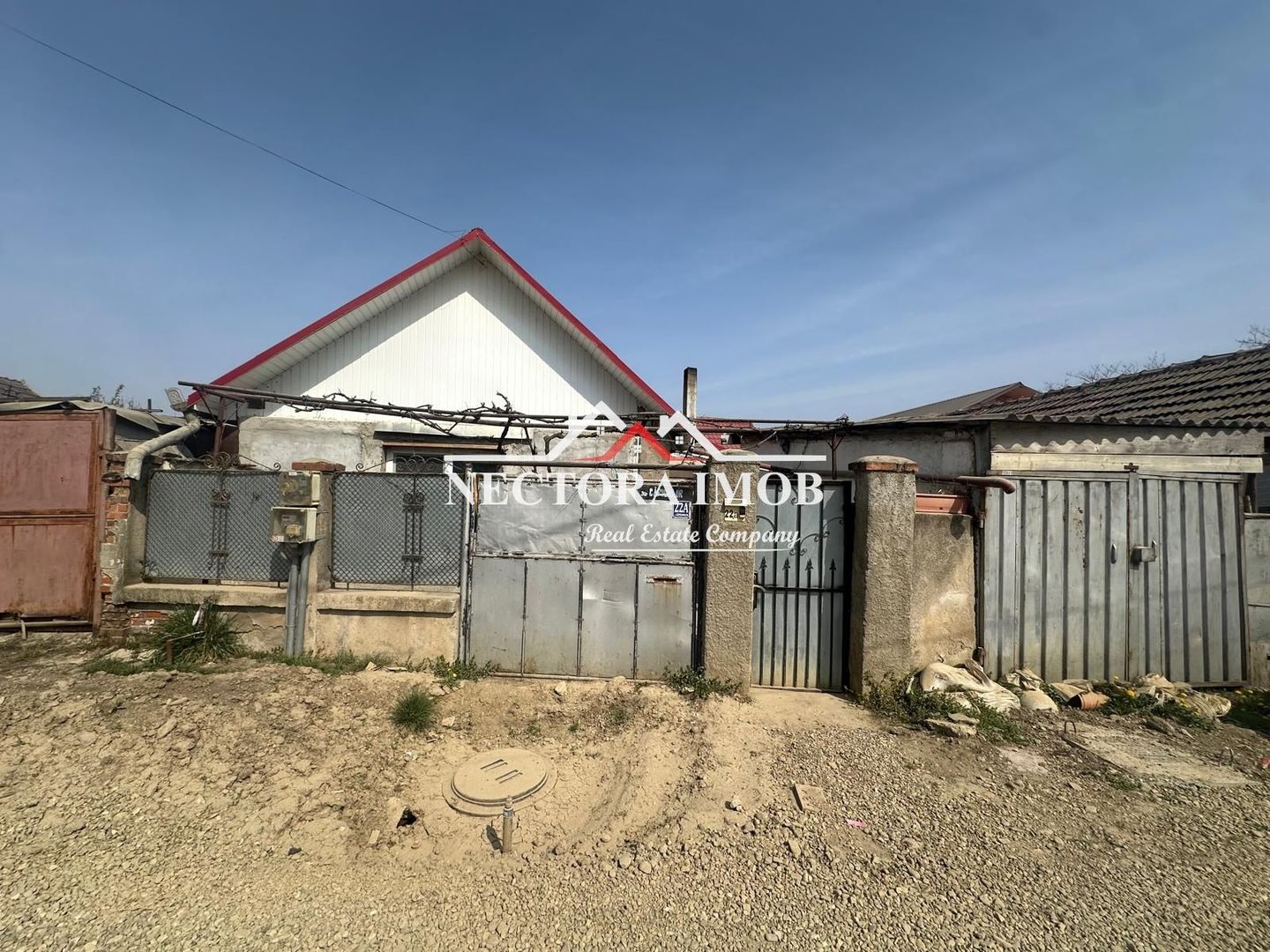 NECTORA IMOB Exclusivitate-Casa 4 camere, Zona Episcopia, 111 mp,Curte - Poză 13