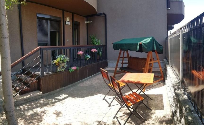 Apartament 3 camere lux, curte proprie 120 mp, parcare, piscină, pet friendly - Poză 5