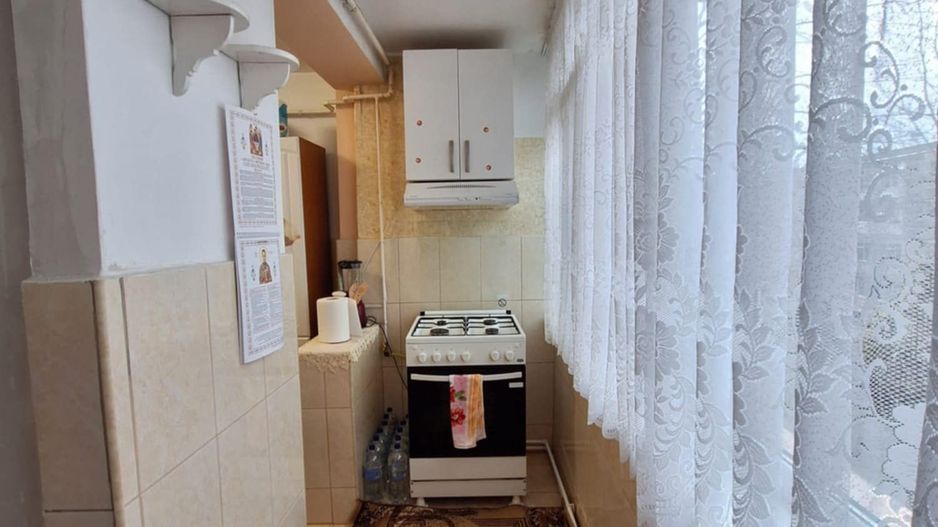 Apartament cu 2 camere, etaj 3/4, Micro 16 - Poză 3