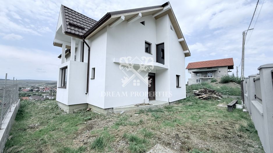 Casa individuala 5 camere, 2 bai, 120 mp, teren 300 mp, Sannicoara - Poză 2