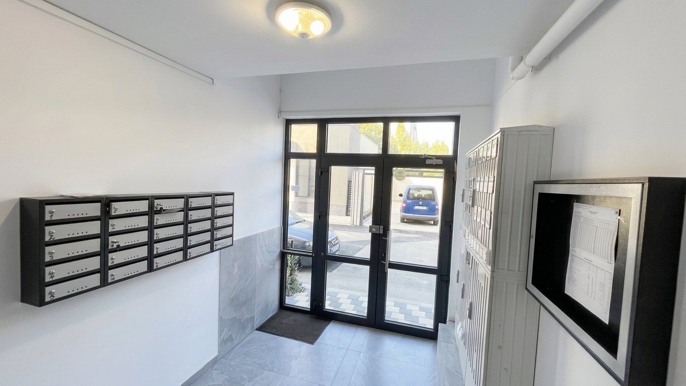 2 Camere, Lift, Centrala, Mobilat si Utilat - Poză 12