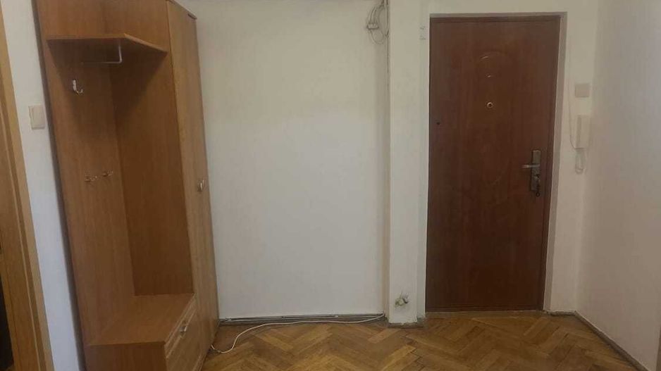 Spitalul Județean | 3 Camere | Etaj 2 | Centrala proprie - Poză 8