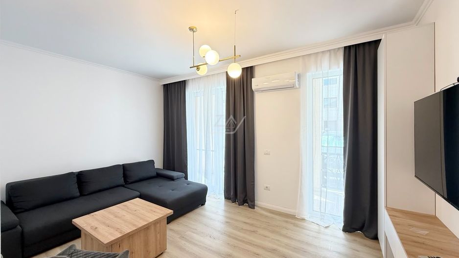 Comision 0! Mobilat si utilat complet. Bloc tip vila cu 6 apartamente si piscina - Poză 4