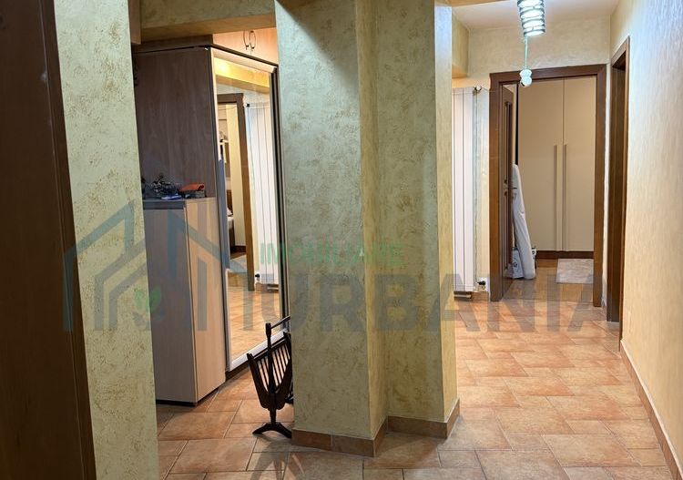 Apartament 3 camere, decomandat, ultracentral - Poză 8